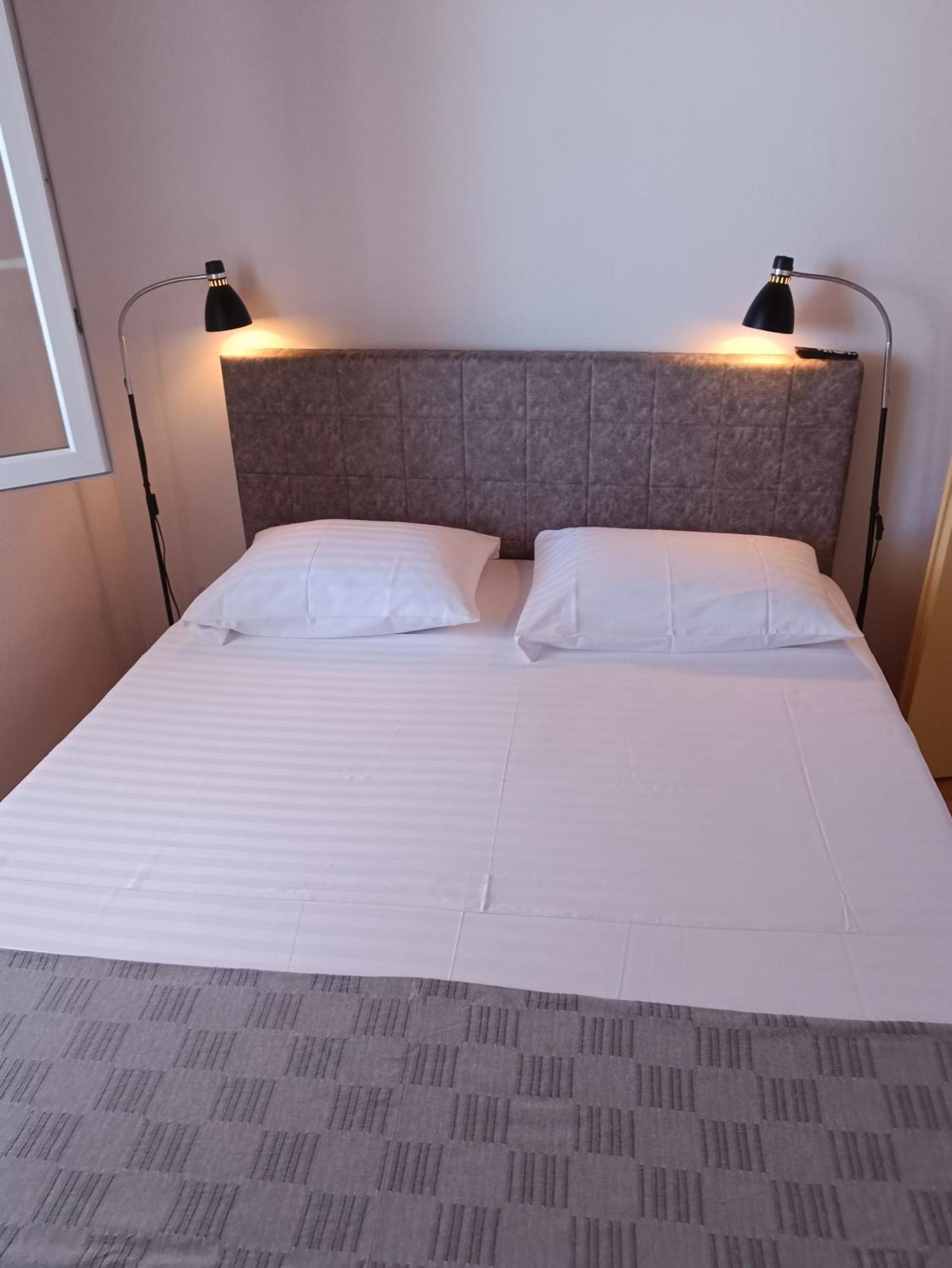 Apartmani Sprljan Vodice Esterno foto