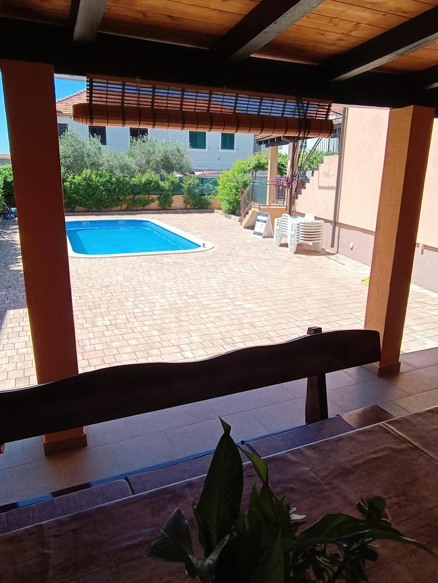 Apartmani Sprljan Vodice Esterno foto