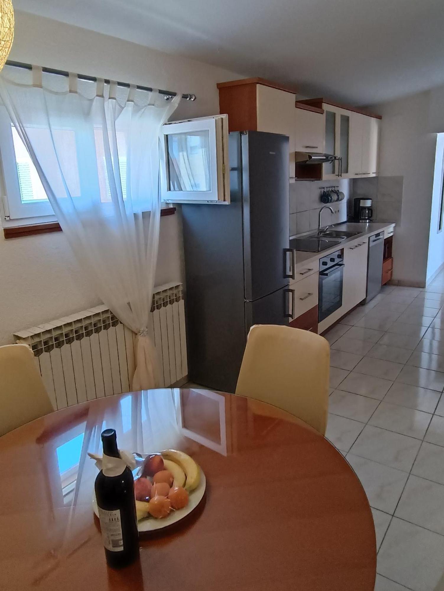 Apartmani Sprljan Vodice Esterno foto