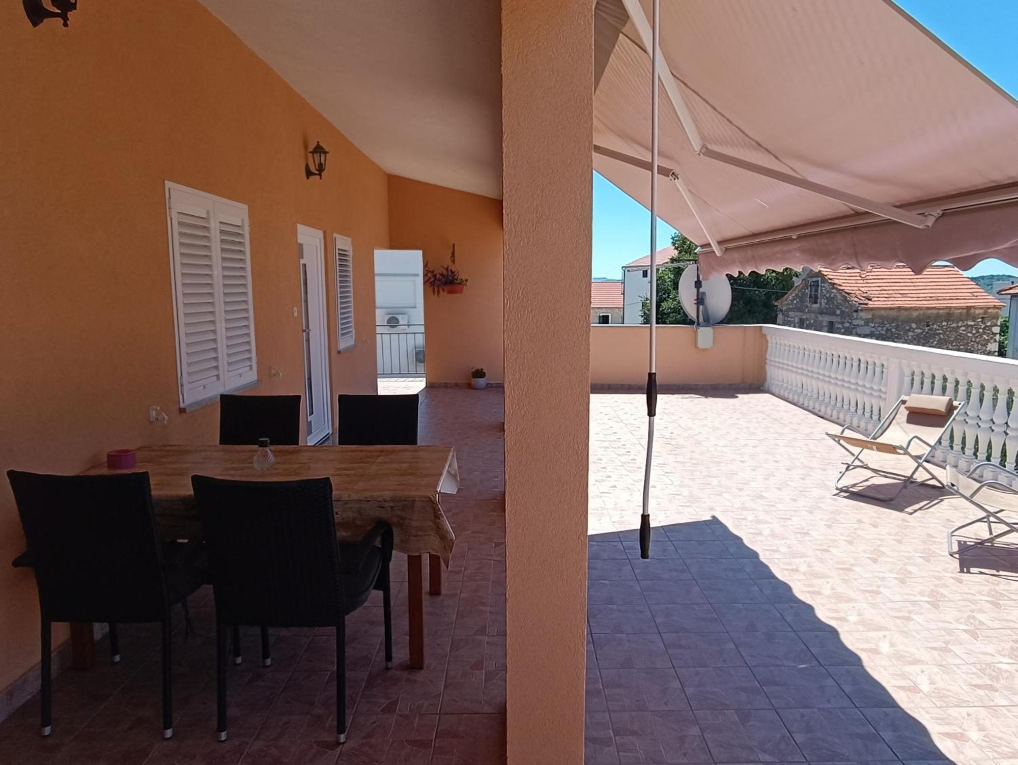 Apartmani Sprljan Vodice Esterno foto