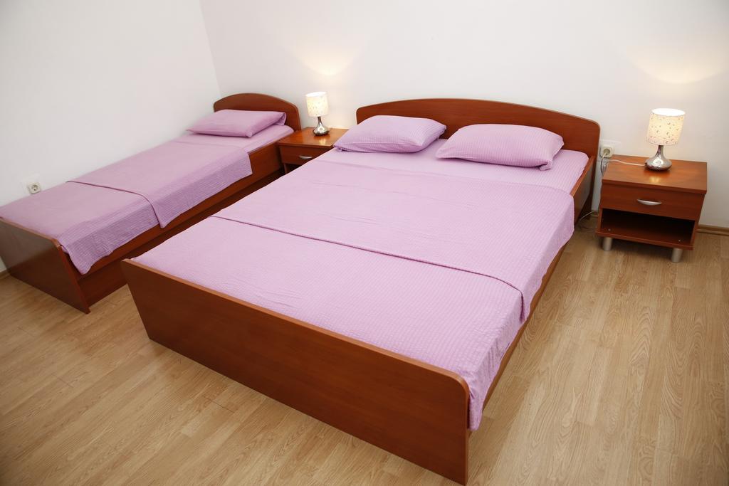 Apartmani Sprljan Vodice Esterno foto