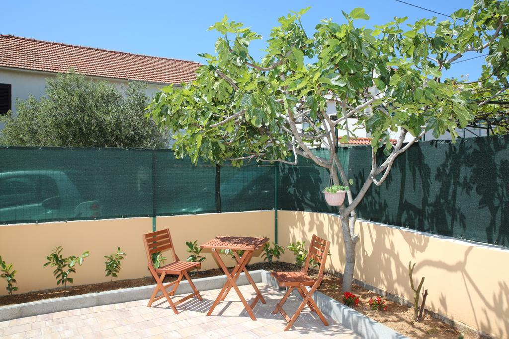 Apartmani Sprljan Vodice Esterno foto