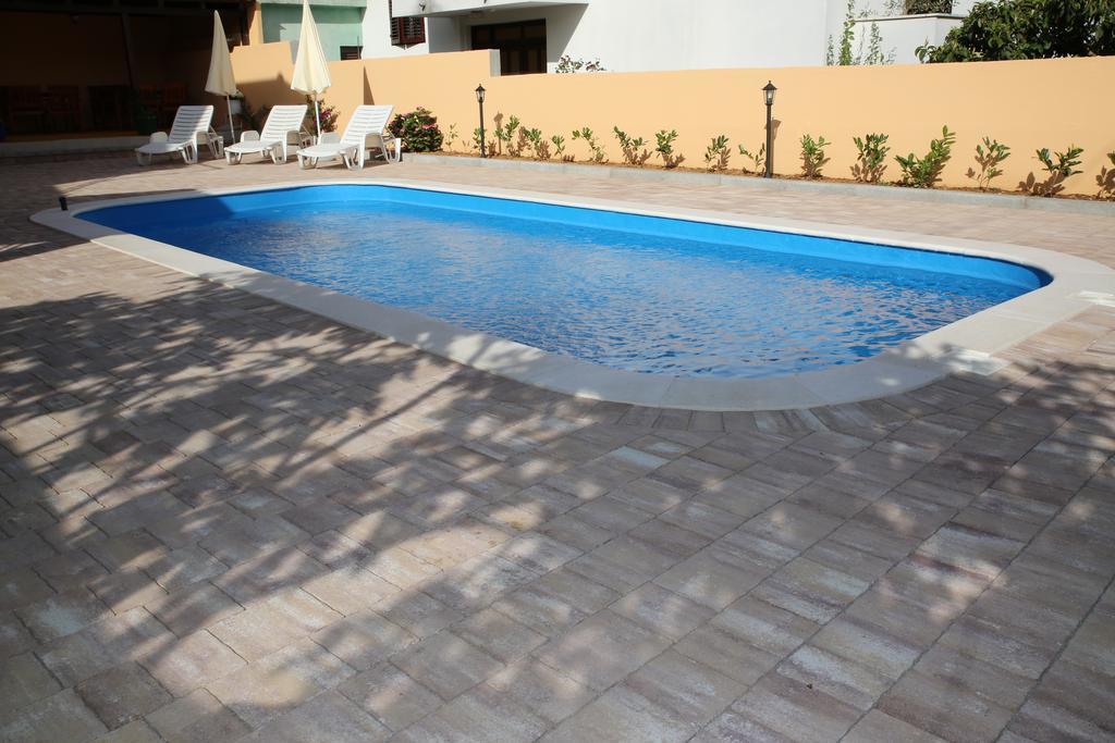 Apartmani Sprljan Vodice Esterno foto