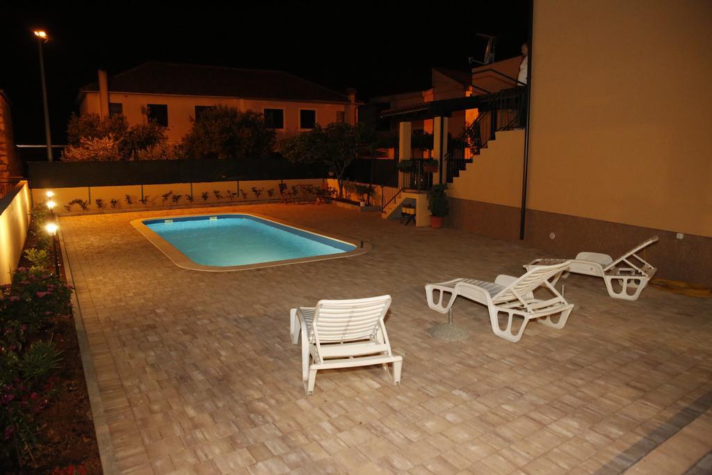 Apartmani Sprljan Vodice Esterno foto
